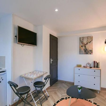 Instant Fleury, Studio Cosy Avec Jardin Secret Barbizon Eksteriør billede